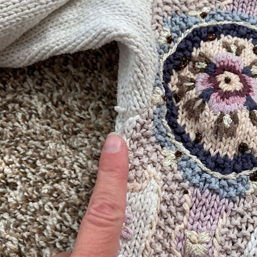 Vintage Jennifer Reed Hand Knit Embroidered Floral Winter Sweater Medium - Picture 11 of 16